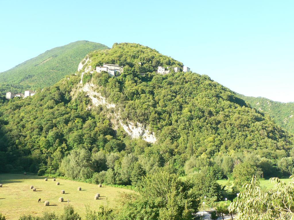 Agriturismo Casale La Palombara Βίλα Cerreto di Spoleto Εξωτερικό φωτογραφία